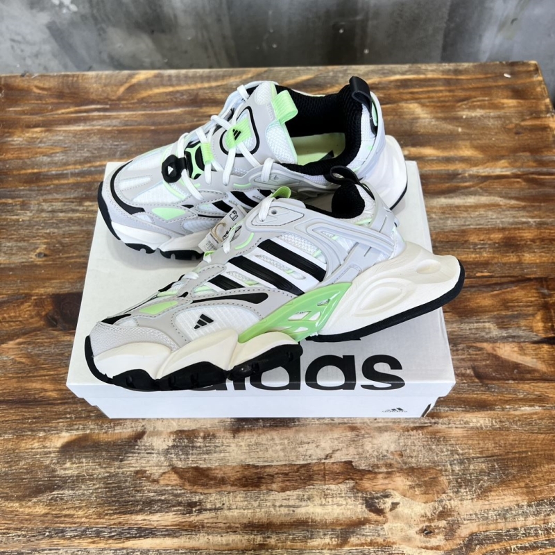 Adidas Sneakers